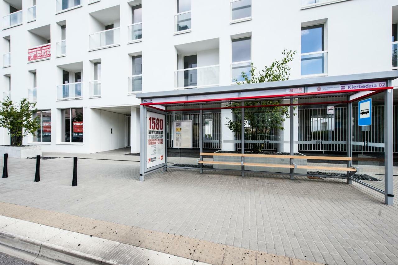 Apartament Super Bobrowiecka 10/90 *